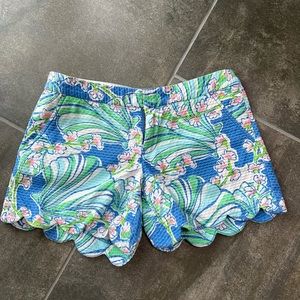 Lilly Pulitzer Buttercup Shorts in Pretty Floral Print